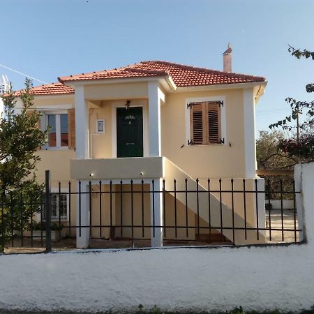 Traditional Village House Meson Yerakarion Exterior photo