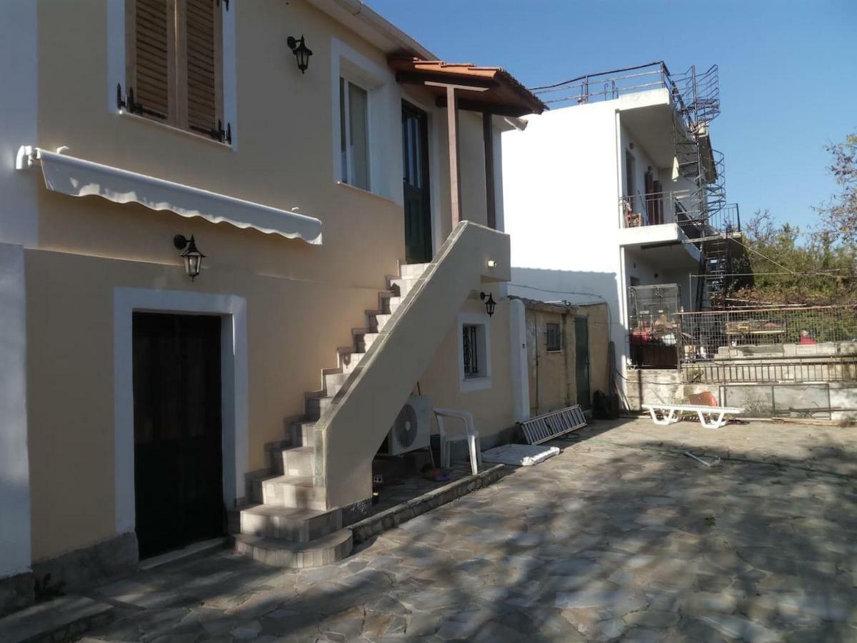 Traditional Village House Meson Yerakarion Exterior photo